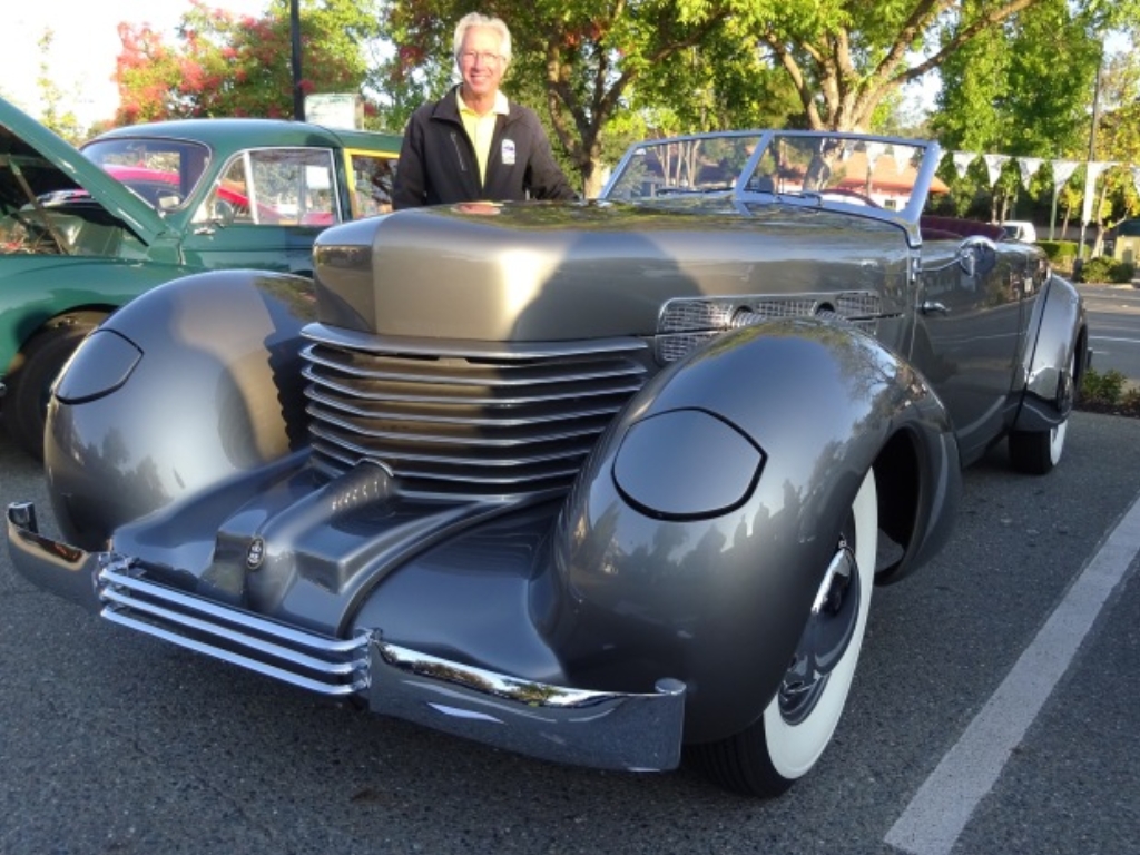 Cord-1937-1.jpg
